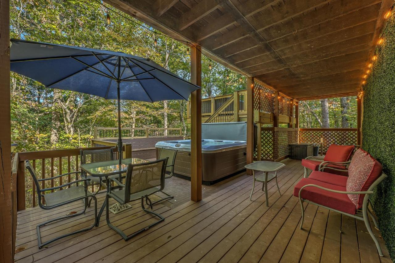 Golden Eagle Ga - Hot Tub, Firepit & Fast Wifi Holiday home *