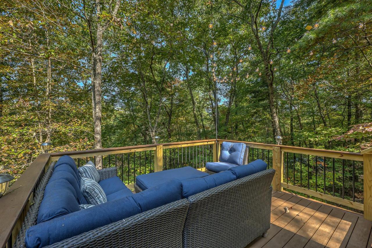 Golden Eagle Ga - Hot Tub, Firepit & Fast Wifi